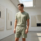 Sæt med letvægts-T-shirt og shorts til mænd i afslappet stil