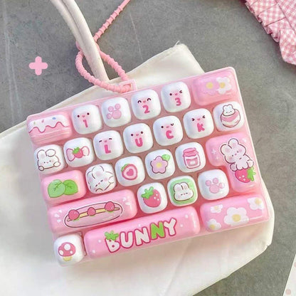 ⌨️ 50 % RABAT I BEGRÆNSET PERIODE! 🐱 Sød nøglering med tastaturknapper – taktil trykfunktion, dyremotiv, let at have med ✨